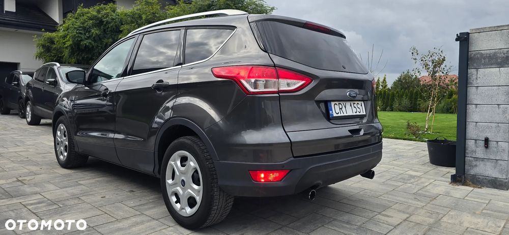 Ford Kuga 1.5 EcoBoost 2x4 Business Edition - 8