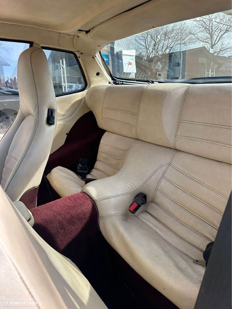 Porsche 944 Standard - 7