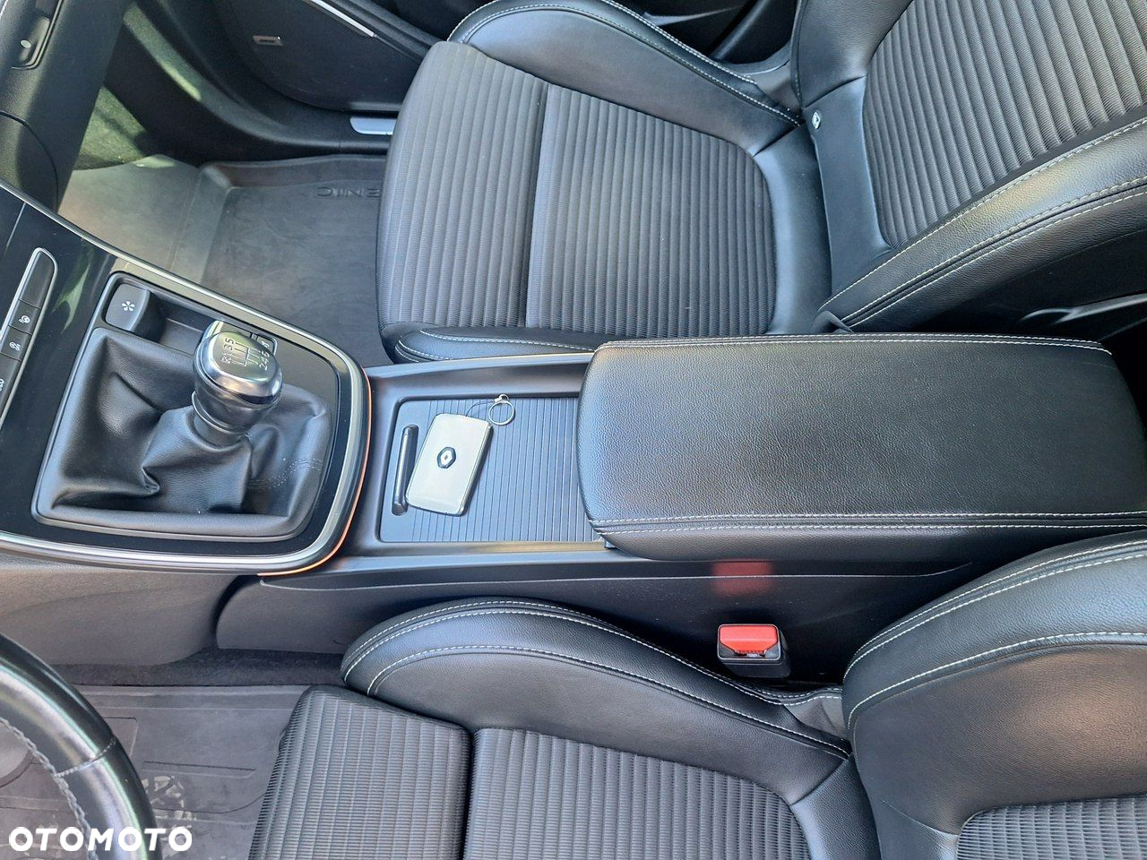 Renault Scenic ENERGY TCe 130 BOSE EDITION - 21