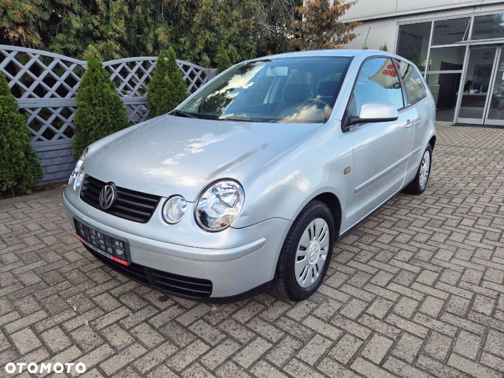 Volkswagen Polo - 1