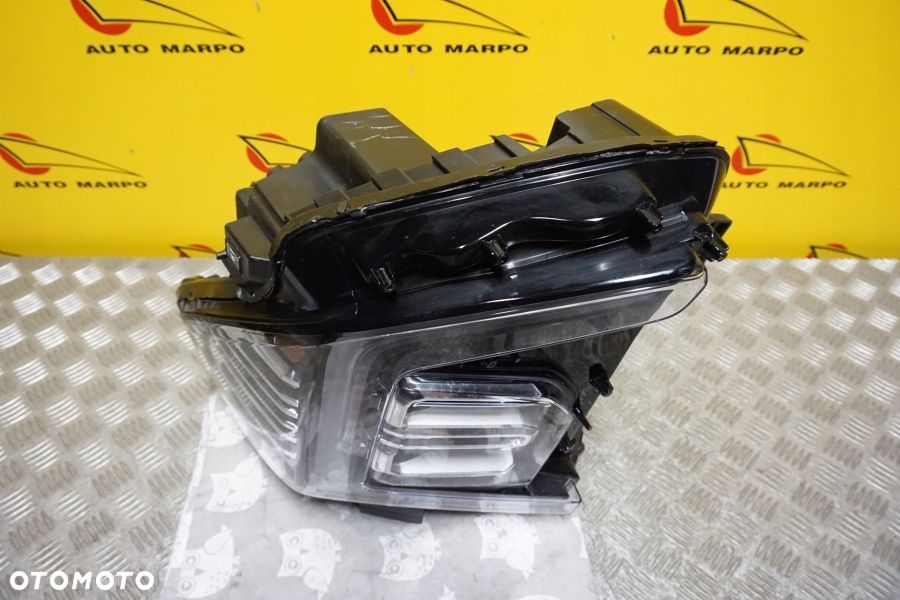 GMC SIERRA 1500 2022 - REFLEKTOR LAMPA PRZÓD LED LEWA SREBRNA USA - 14