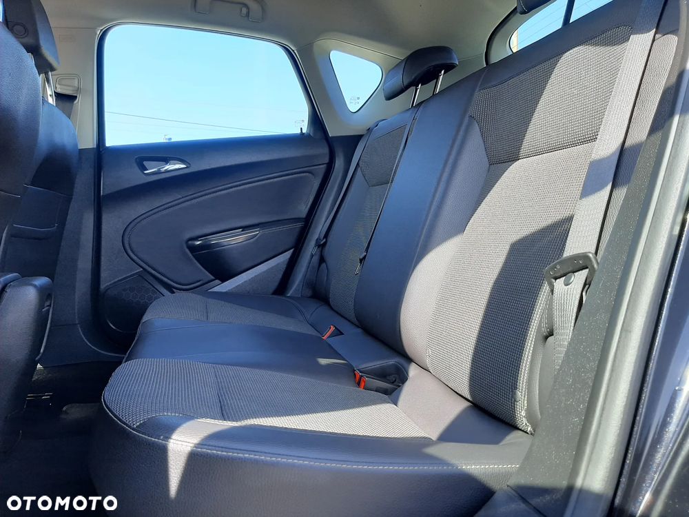 Opel Astra 1.4 T Cosmo - 20