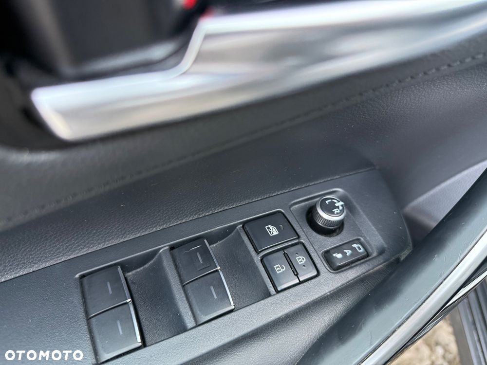 Toyota Corolla 1.8 Hybrid GPF Executive - 27