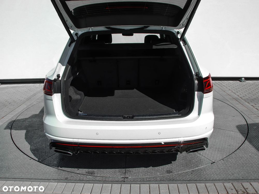 Volkswagen Touareg 3.0 V6 TDI 4Motion R-Line - 10