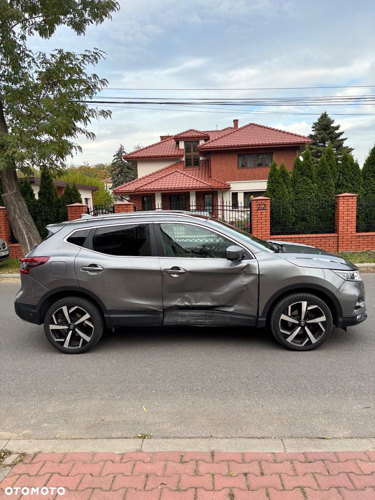 Nissan Qashqai 1.6 DIG-T TEKNA+ - 4