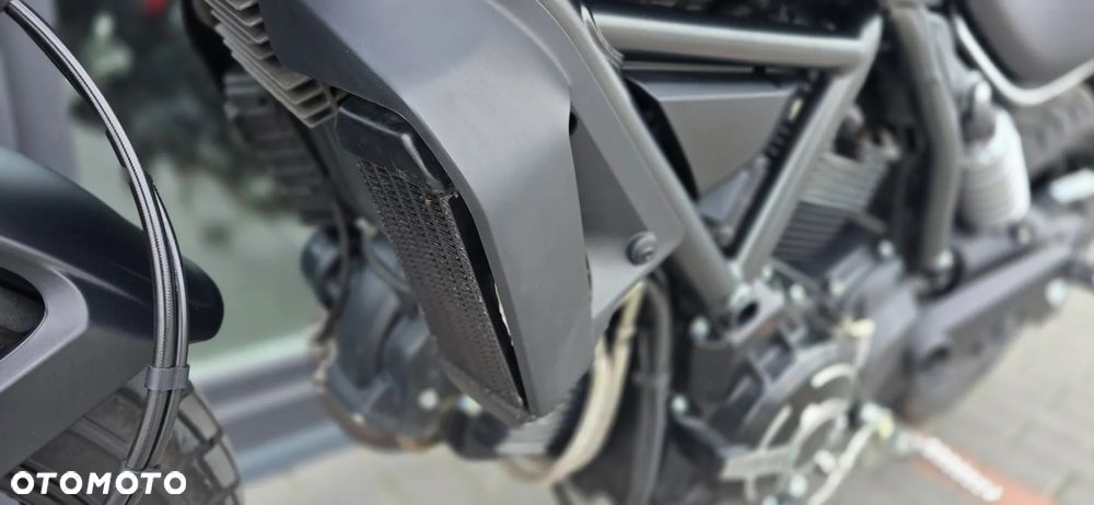 Ducati Scrambler - 40