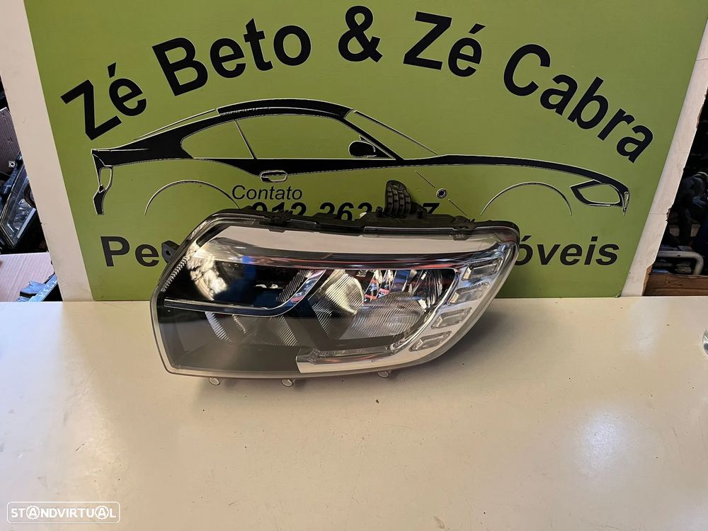 DACIA SANDERO II FAROL LED ESQUERDO - FF777