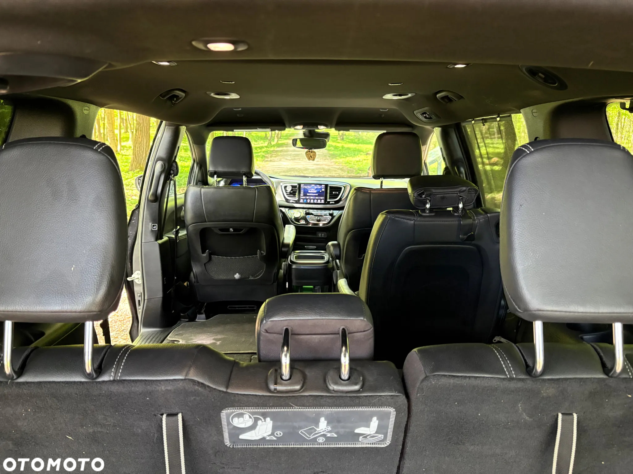 Chrysler Pacifica - 18