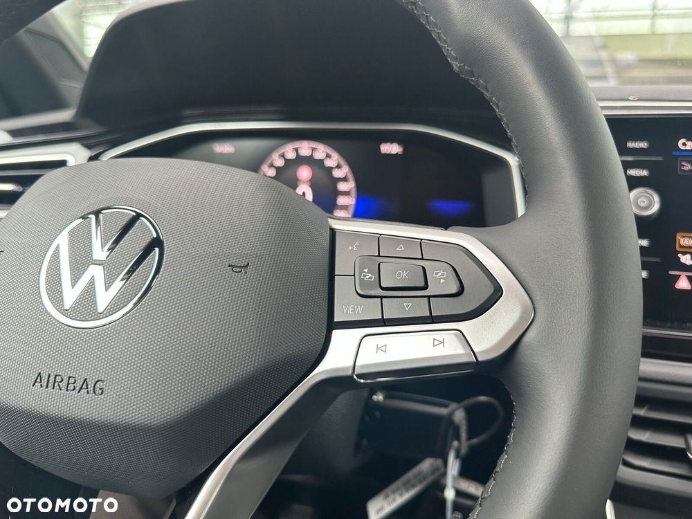 Volkswagen Polo - 18