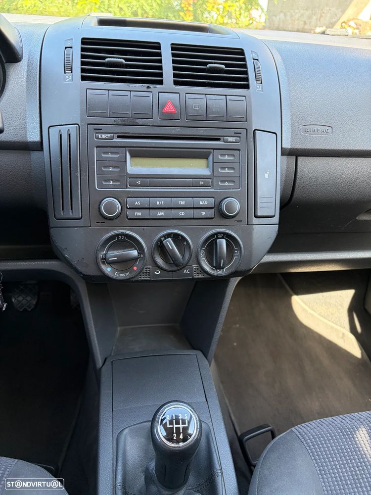 VW Polo 1.2 Confortline - 17
