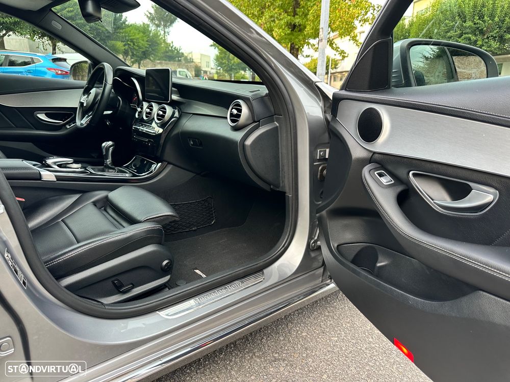 Mercedes-Benz C 220 d AMG Line - 48