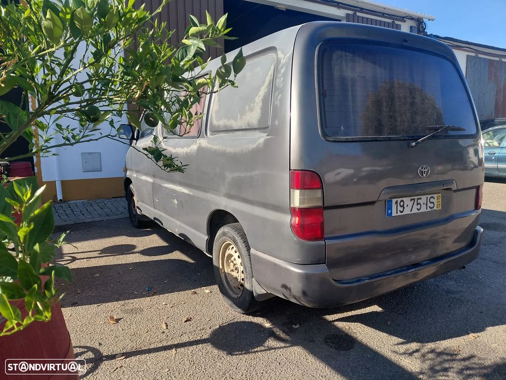 Toyota Hiace 1997 photo 4
