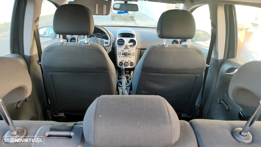 Opel Corsa 1.3 CDTI Enjoy EcoFLEX - 4