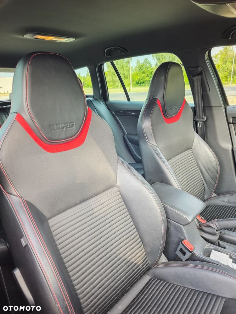 Skoda Octavia 2.0 TDI RS DSG - 24