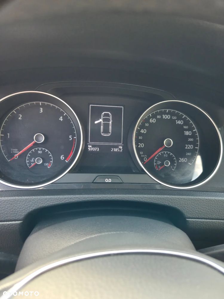 Volkswagen Golf - 13