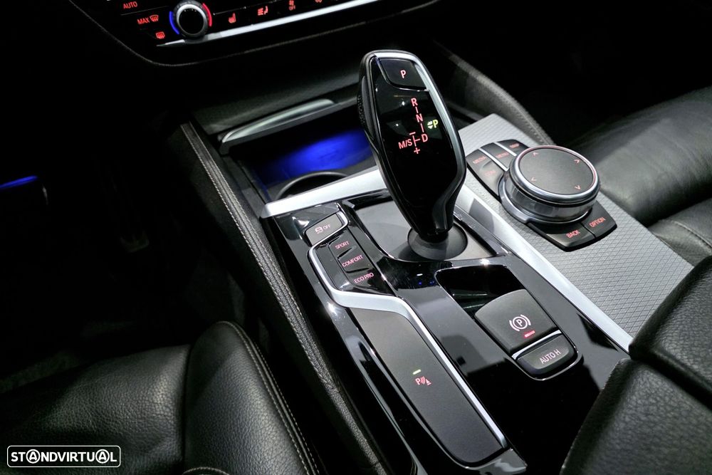 BMW 520 d Pack M Auto - 28