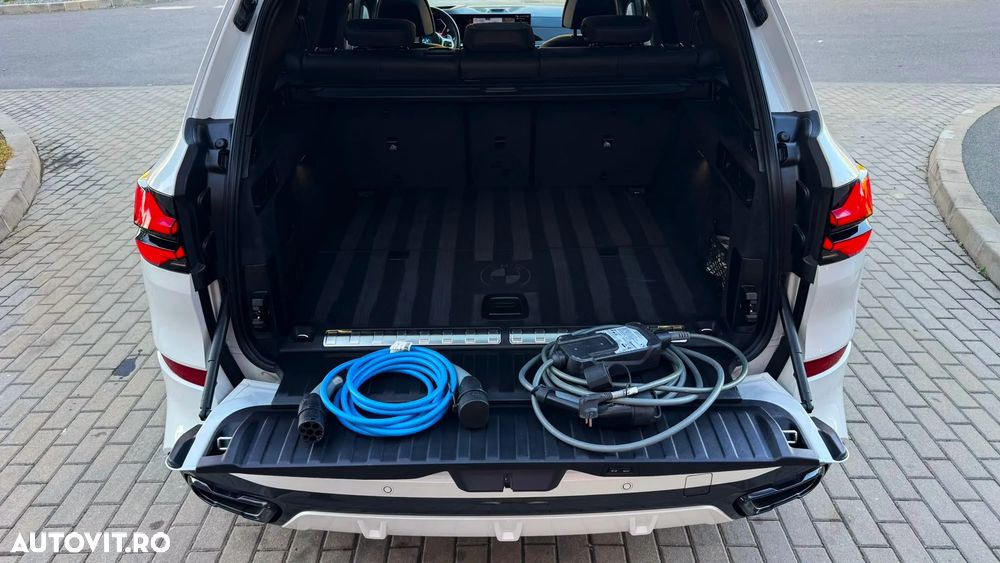 BMW X5 xDrive50e - 40