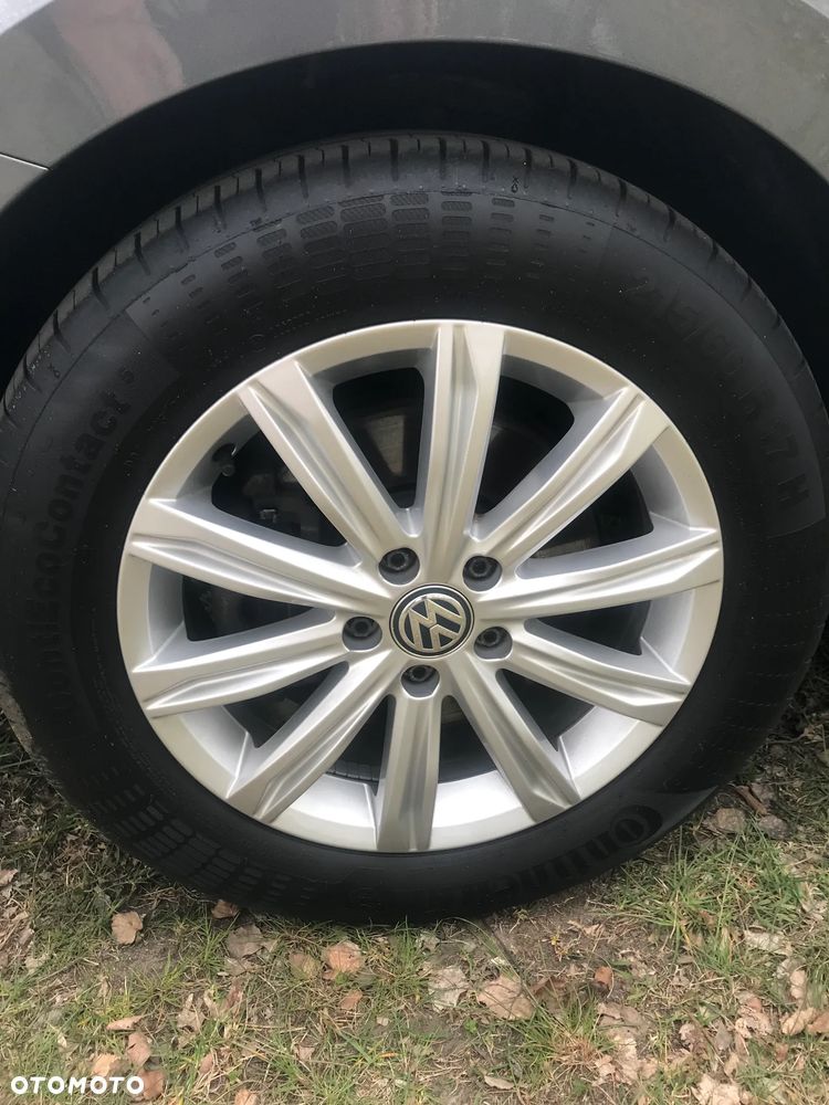 Volkswagen Touran 1.4 TSI (BlueMotion Technology) Highline - 4