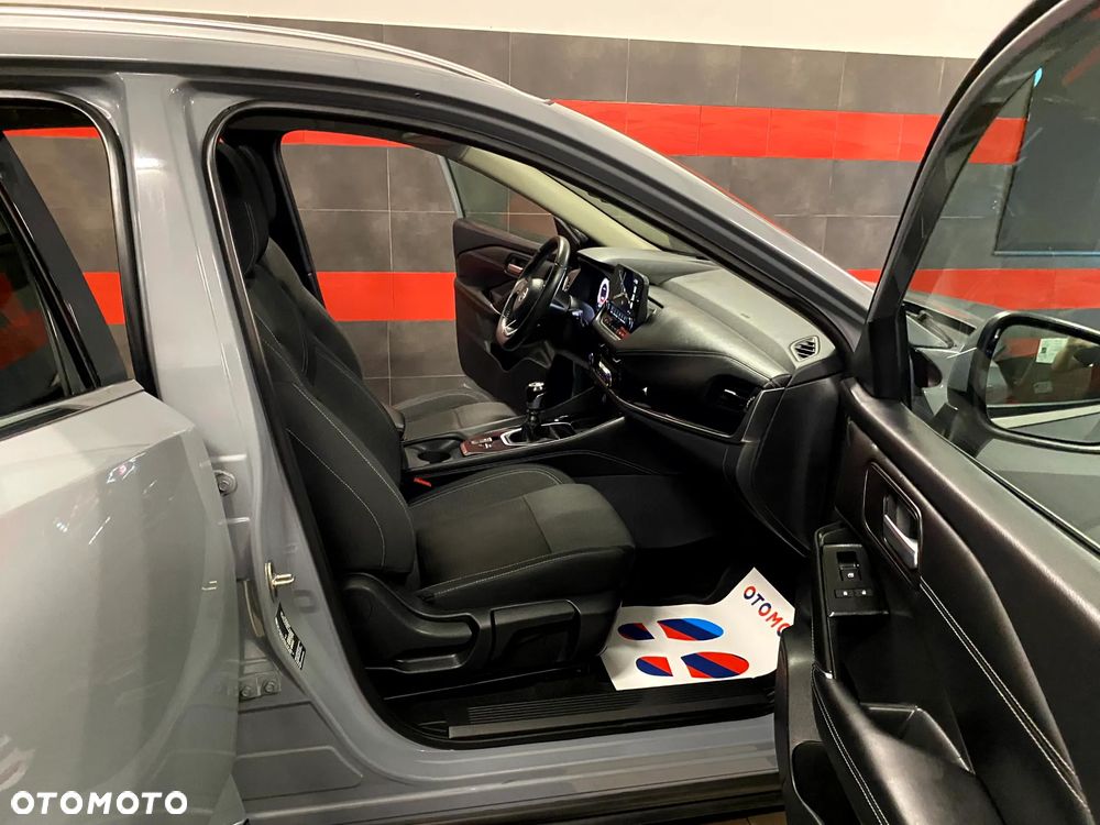 Nissan Qashqai 1.3 DIG-T MHEV Premiere Edition - 22