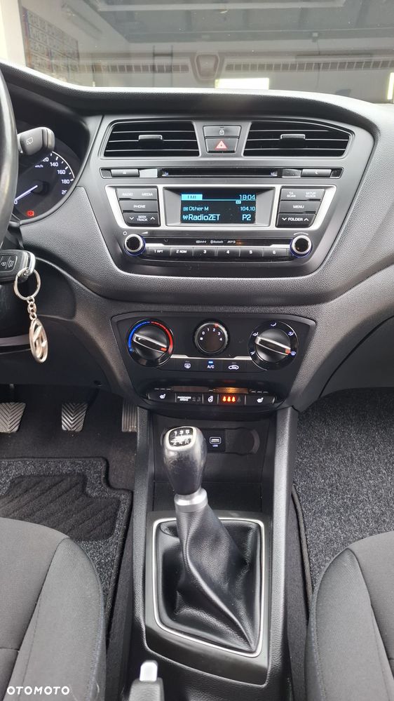 Hyundai i20 1.2 GO - 23