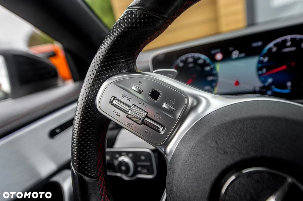 Mercedes-Benz CLA 220 7G-DCT AMG Line - 40