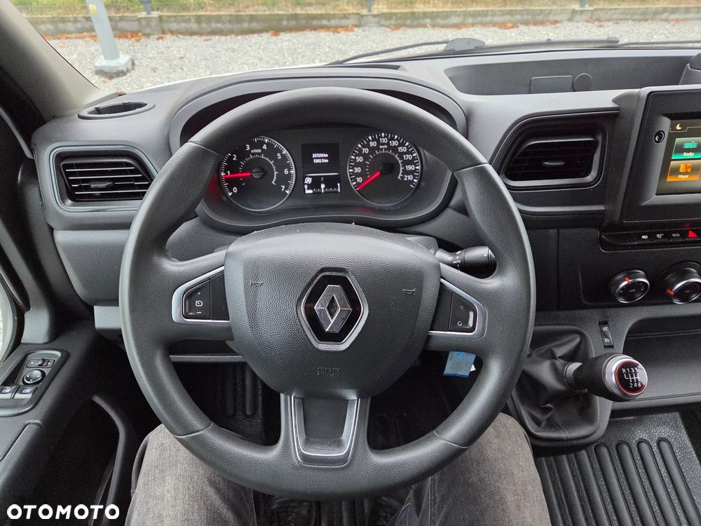 Renault Master - 16