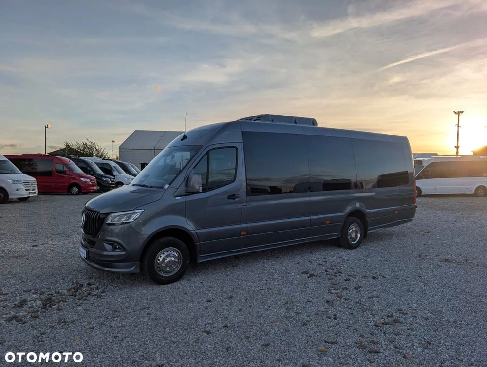 Mercedes-Benz Sprinter 519 - 11