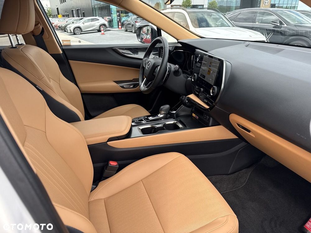 Lexus NX 350h Prestige 2WD - 16