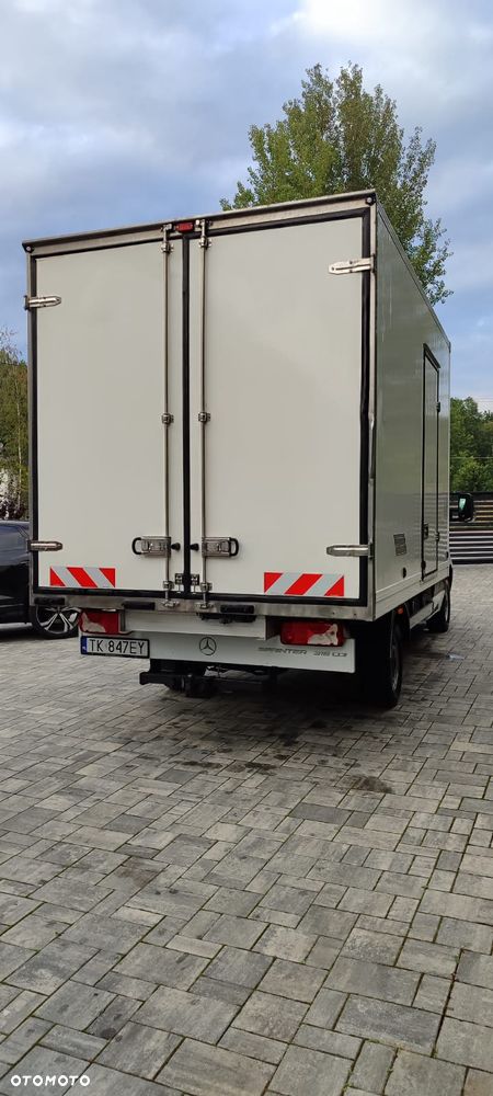 Mercedes-Benz 316 - 13