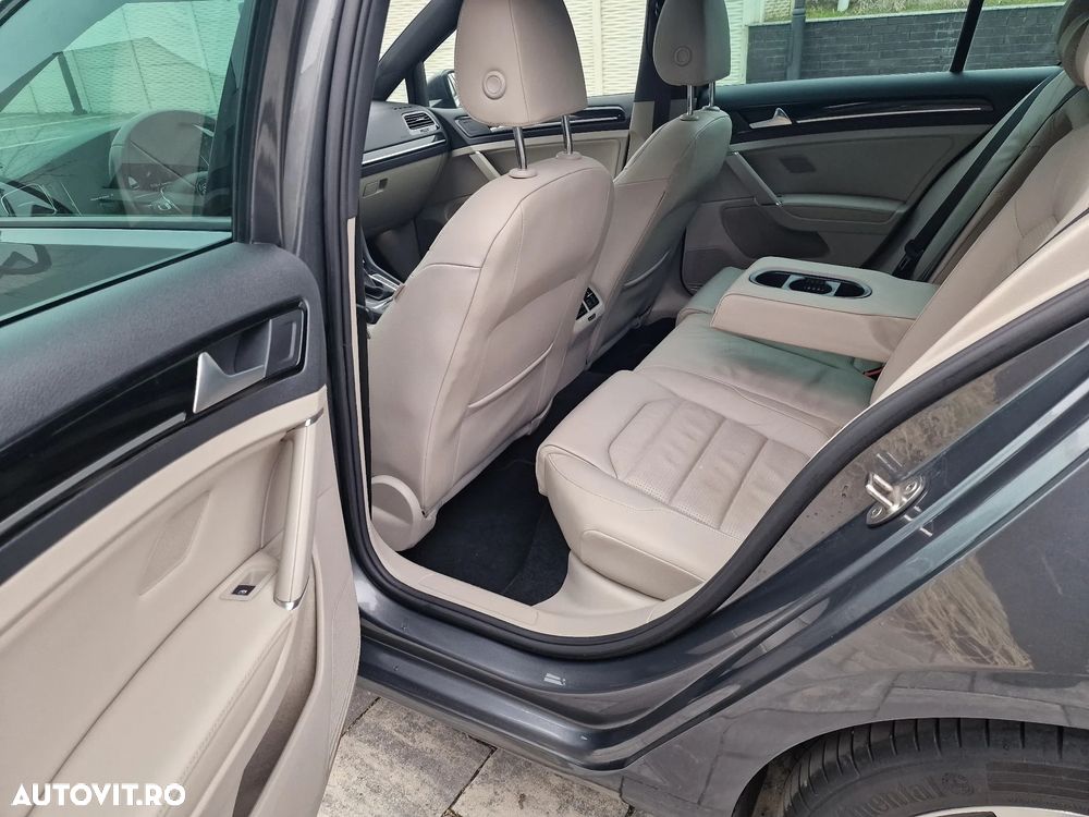 Volkswagen Golf 2.0 TDI SCR DSG Highline - 21