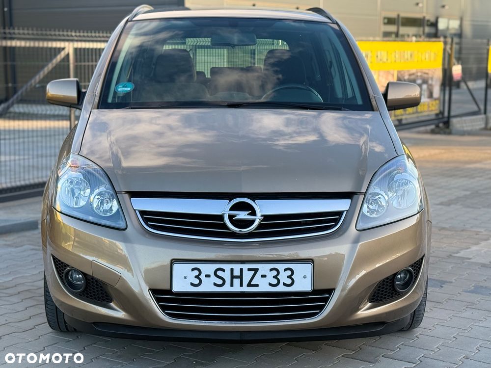 Opel Zafira - 17