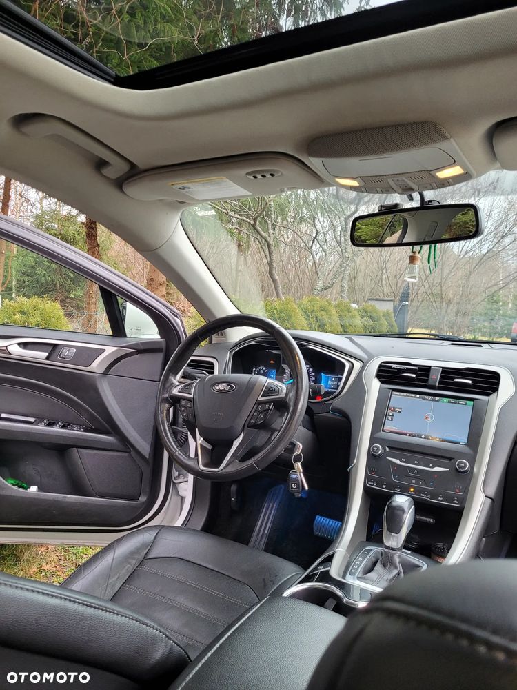 Ford Fusion - 6