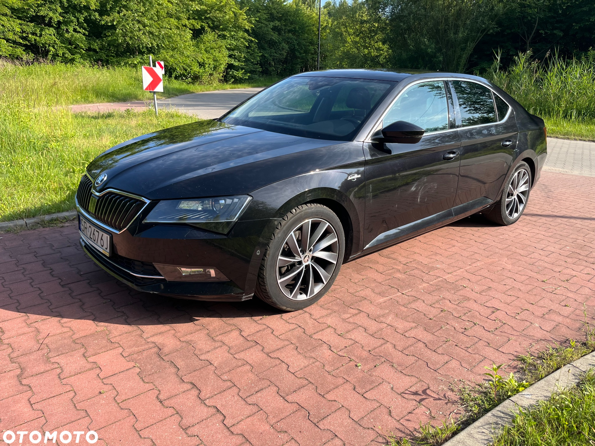 Skoda Superb 2.0 TSI L&K DSG - 8