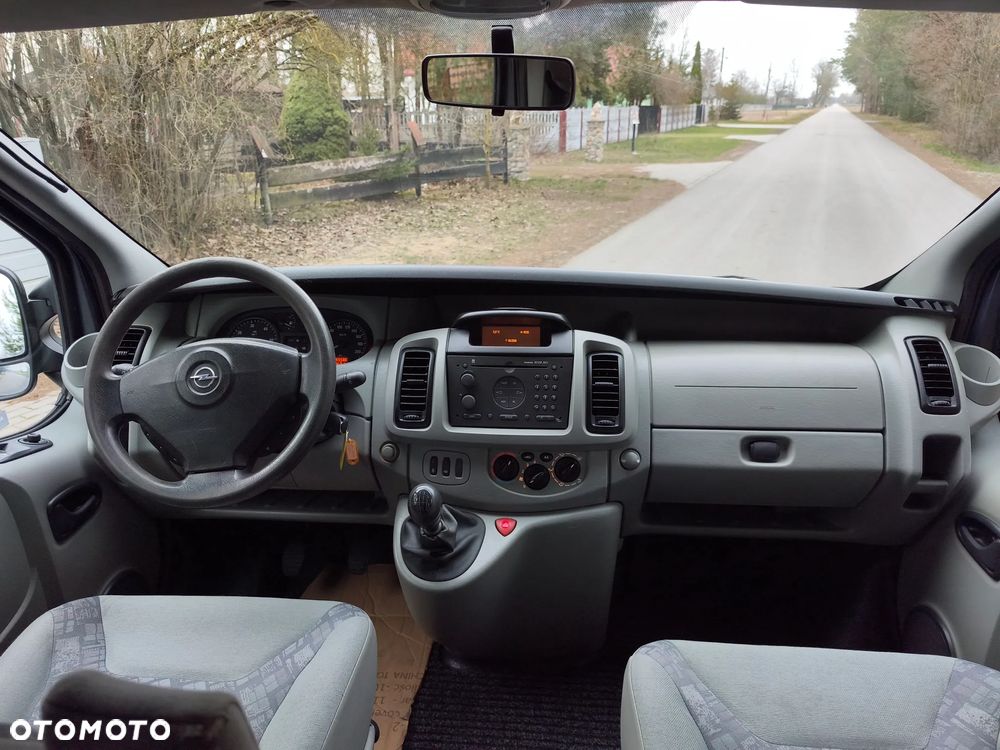 Opel Vivaro - 31