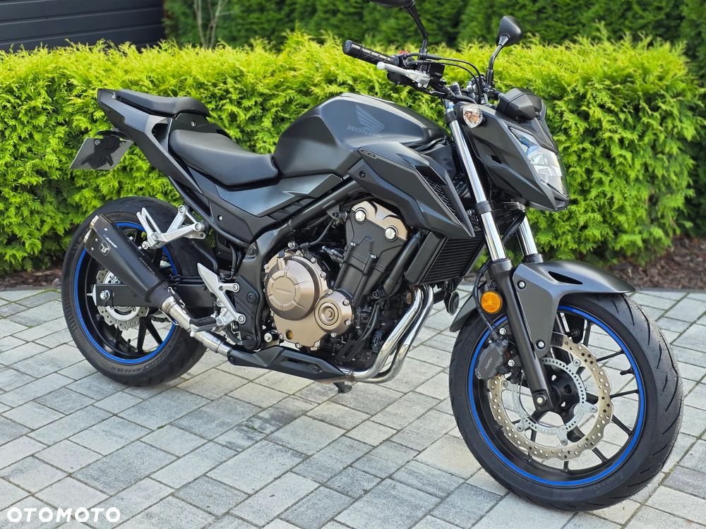 Honda CB - 1