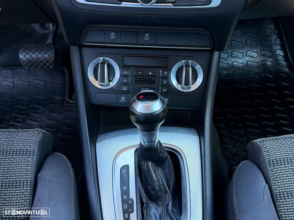 Audi Q3 2.0 TDI quattro S-tronic - 15