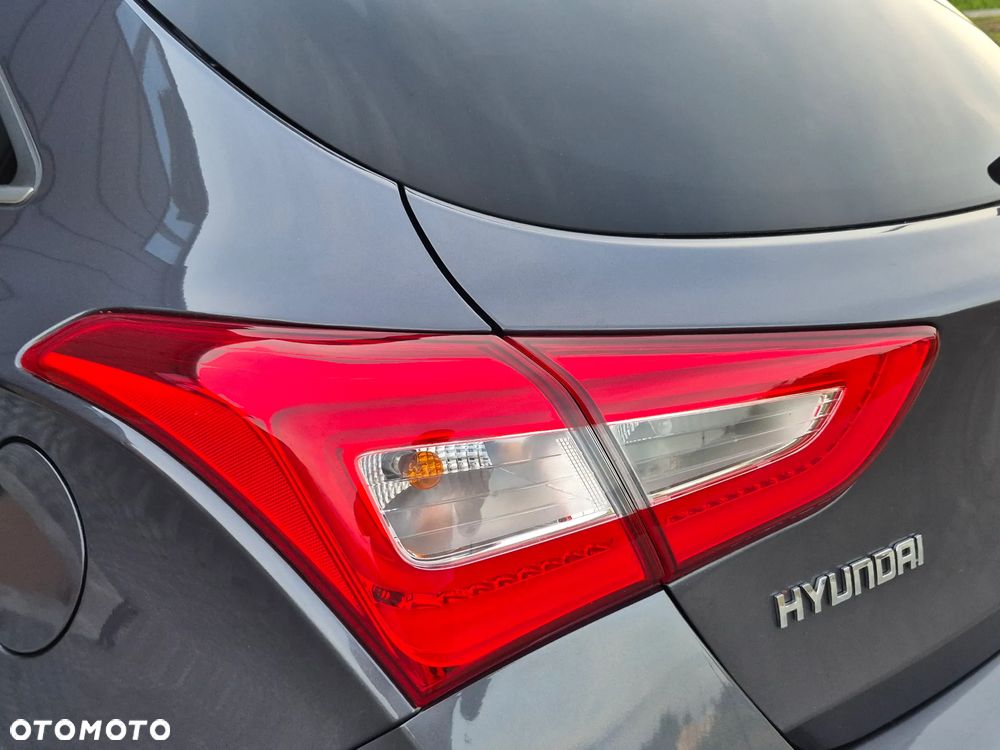 Hyundai i30 1.6 GDI Premium - 26