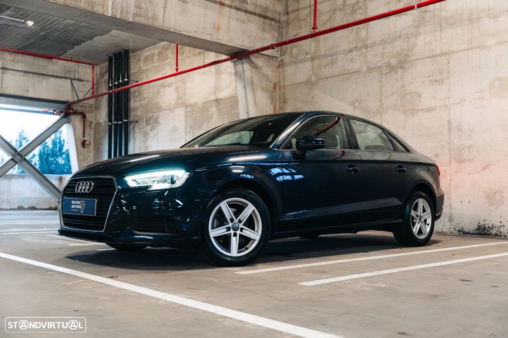 Audi A3 Limousine 30 TDI Design - 2