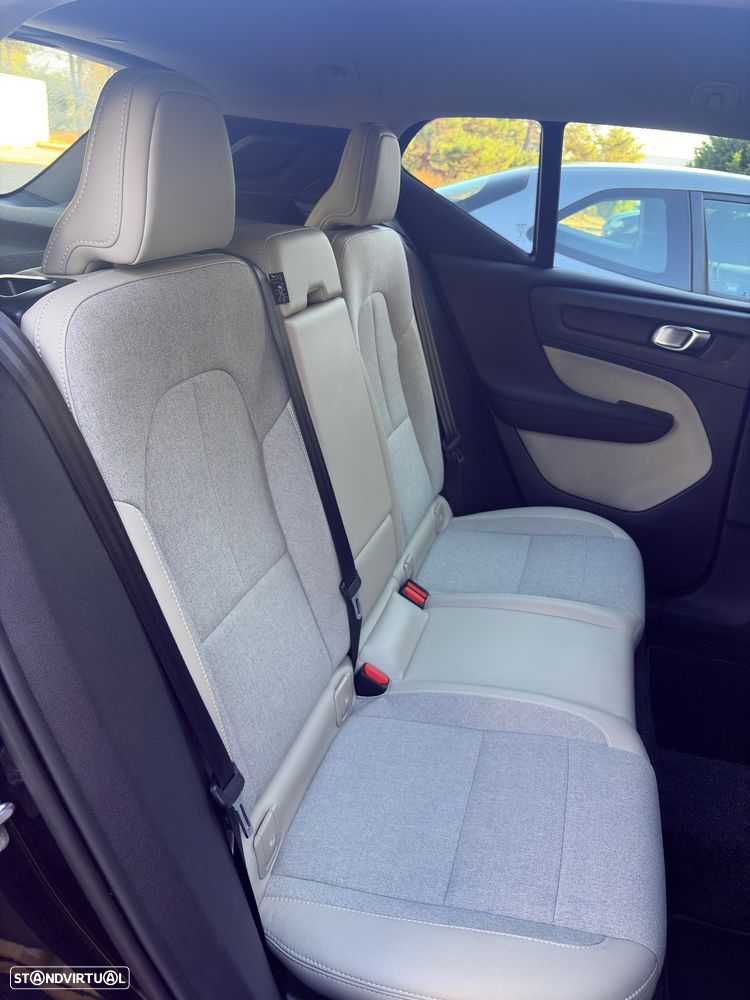 Volvo XC 40 2.0 D3 Momentum Plus Geartronic - 19