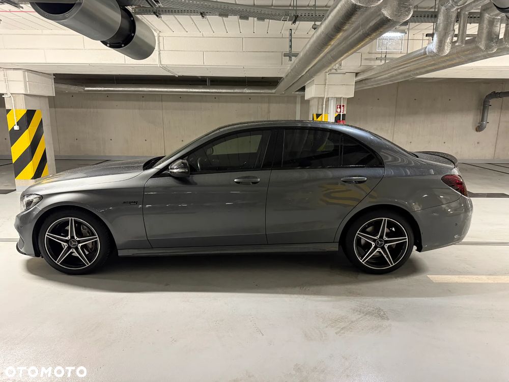 Mercedes-Benz Klasa C 200 4-Matic 9G-TRONIC - 4