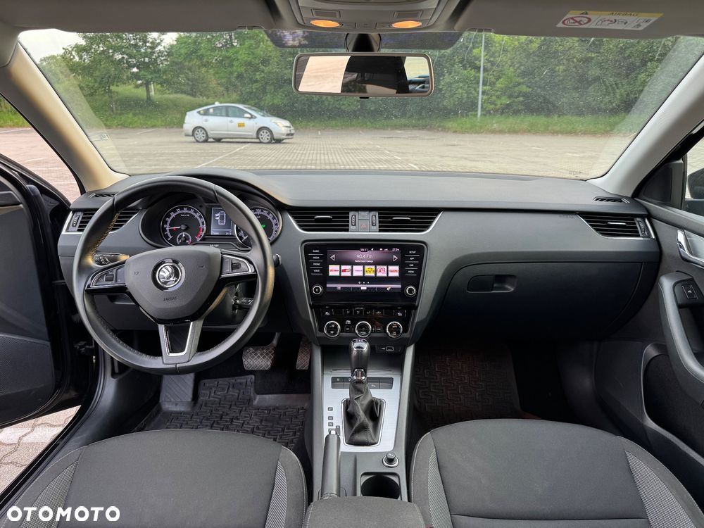 Skoda Octavia 2.0 TDI Ambition DSG - 18