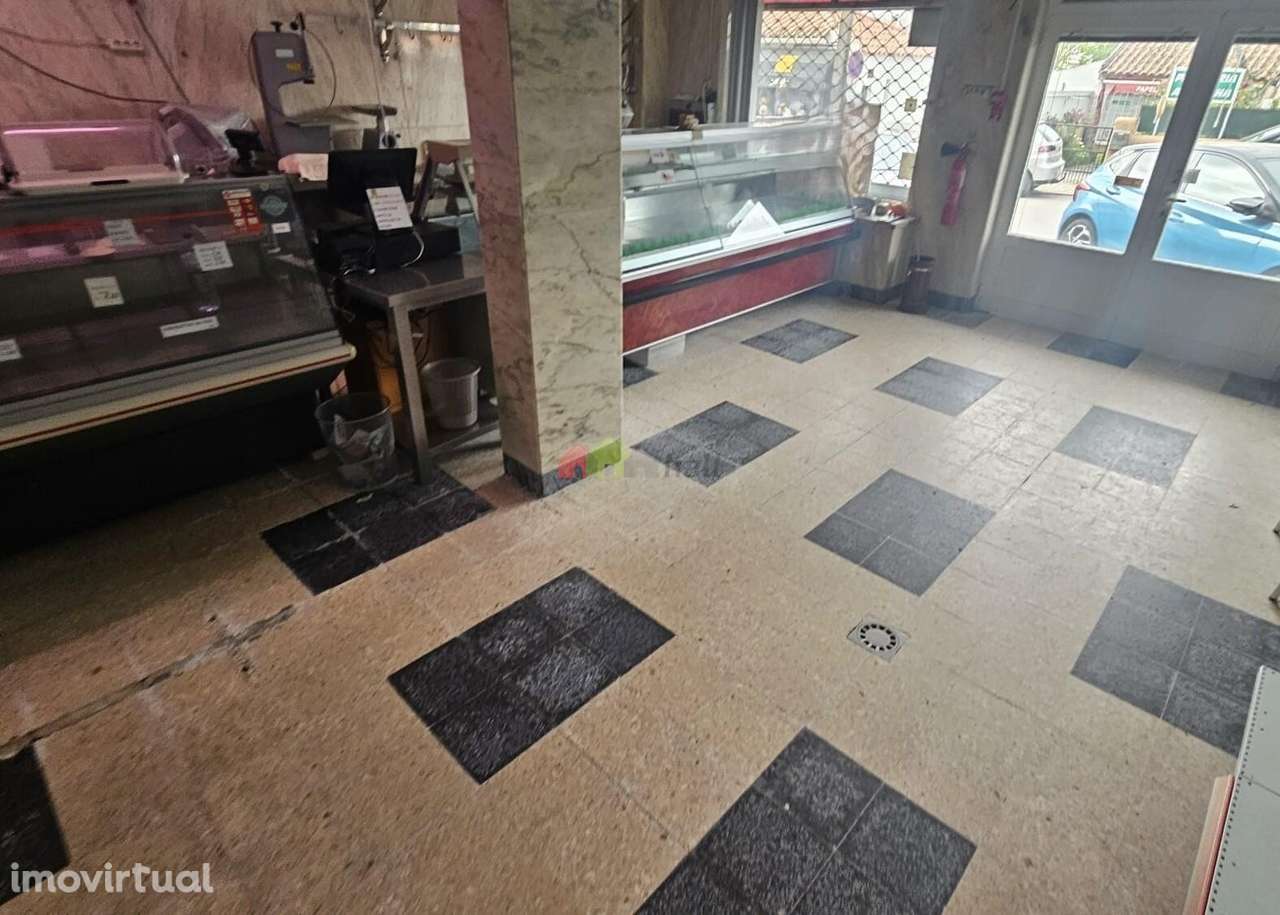 Loja equipada na Cotovia - Grande imagem: 4/16