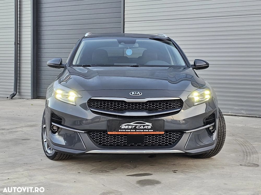 Kia XCeed 1.6 T-GDI OPF DCT7 PLATINUM - 13