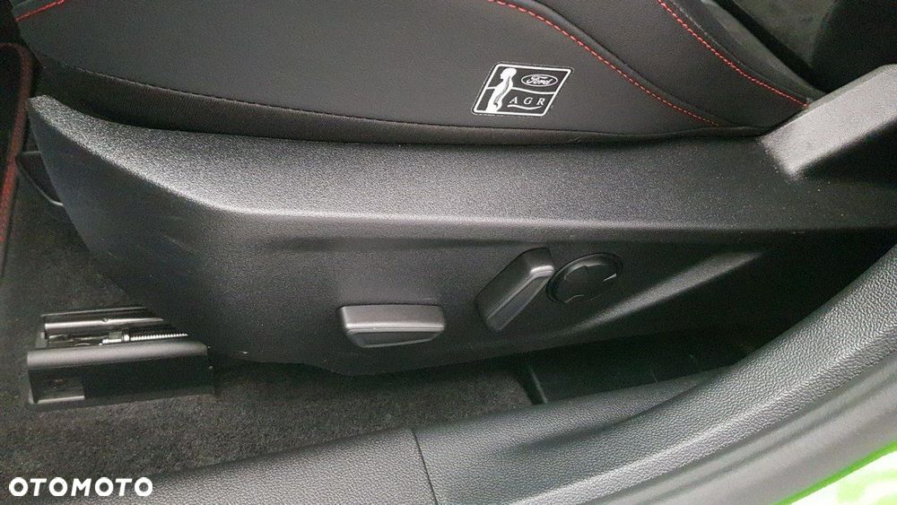 Ford Focus - 28