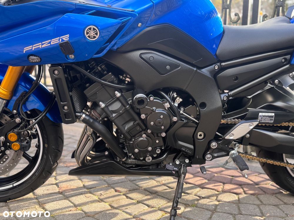 Yamaha FZ8 - 16