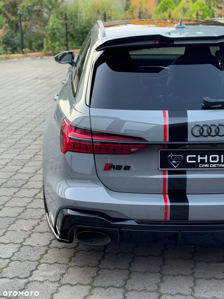 Audi RS6 Avant - 24