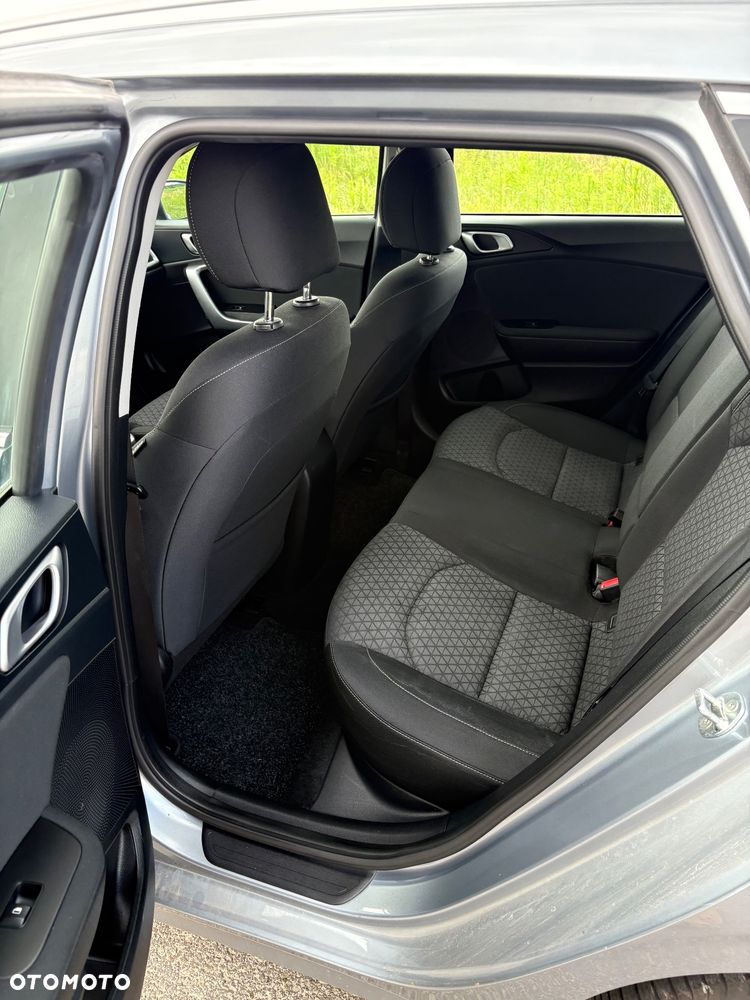 Kia Ceed 1.0 T-GDI L Business Line - 12