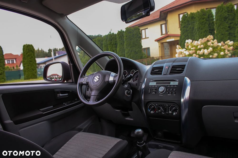 Suzuki SX4 1.6 VVT 4x4 Limited - 32