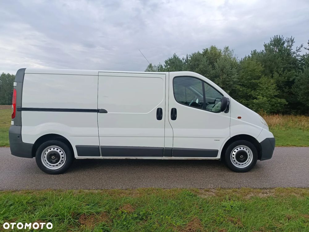 Opel Vivaro - 7
