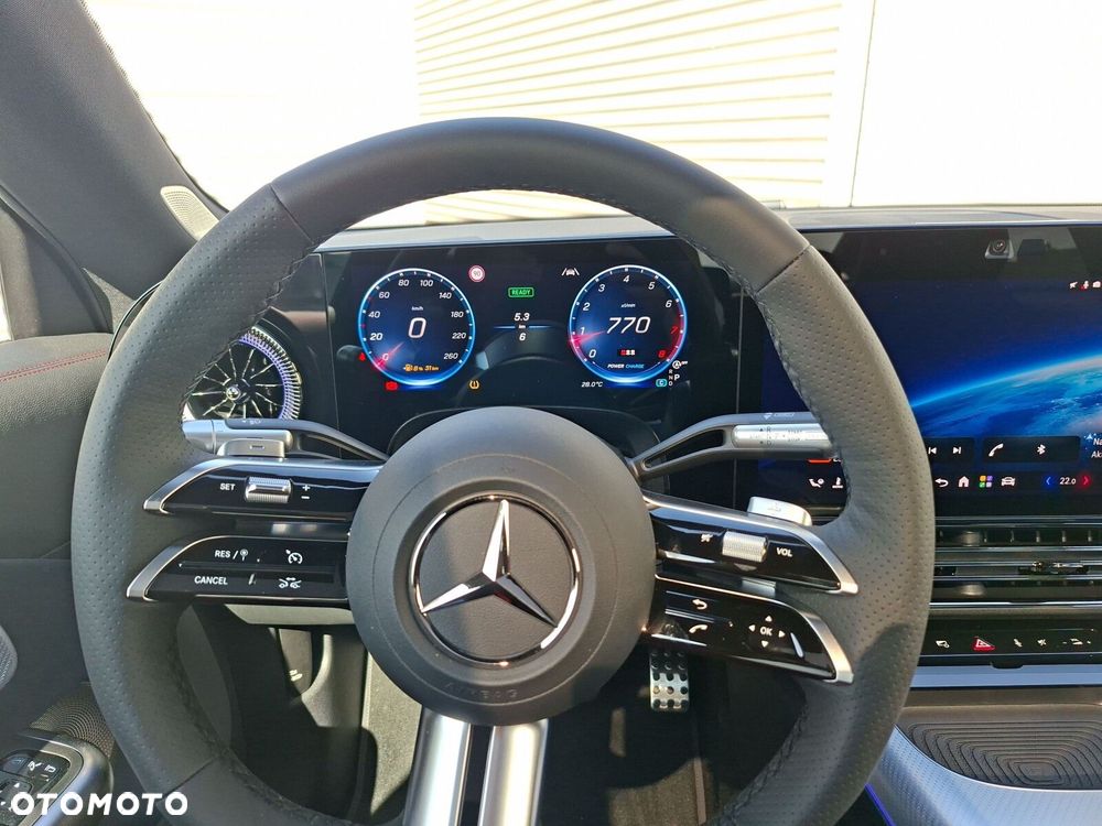 Mercedes-Benz CLA - 16